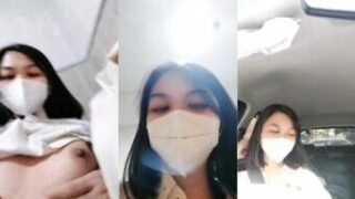 Fei Wanita Bondol Nekat Eksib Pamer Toket di WC Umum