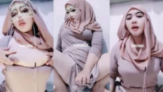 Me Host Jilbab MILF Horny Omek Ngocoks Bareng Yuk Dream